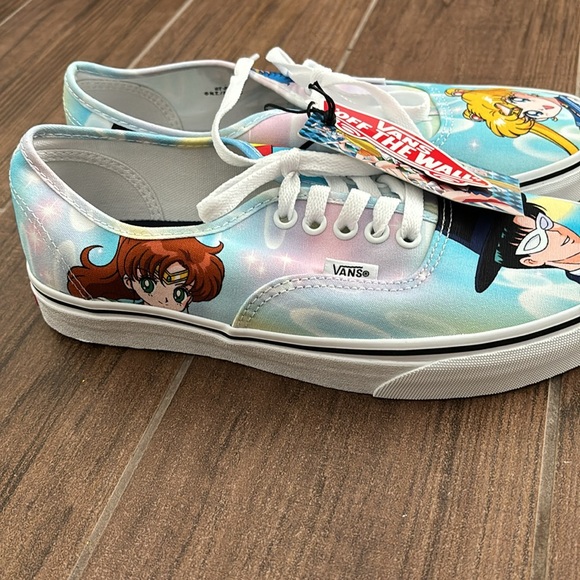 Vans Sailor Moon Collection Men Size 7.5 Women Size 9 - Picture 6 of 14